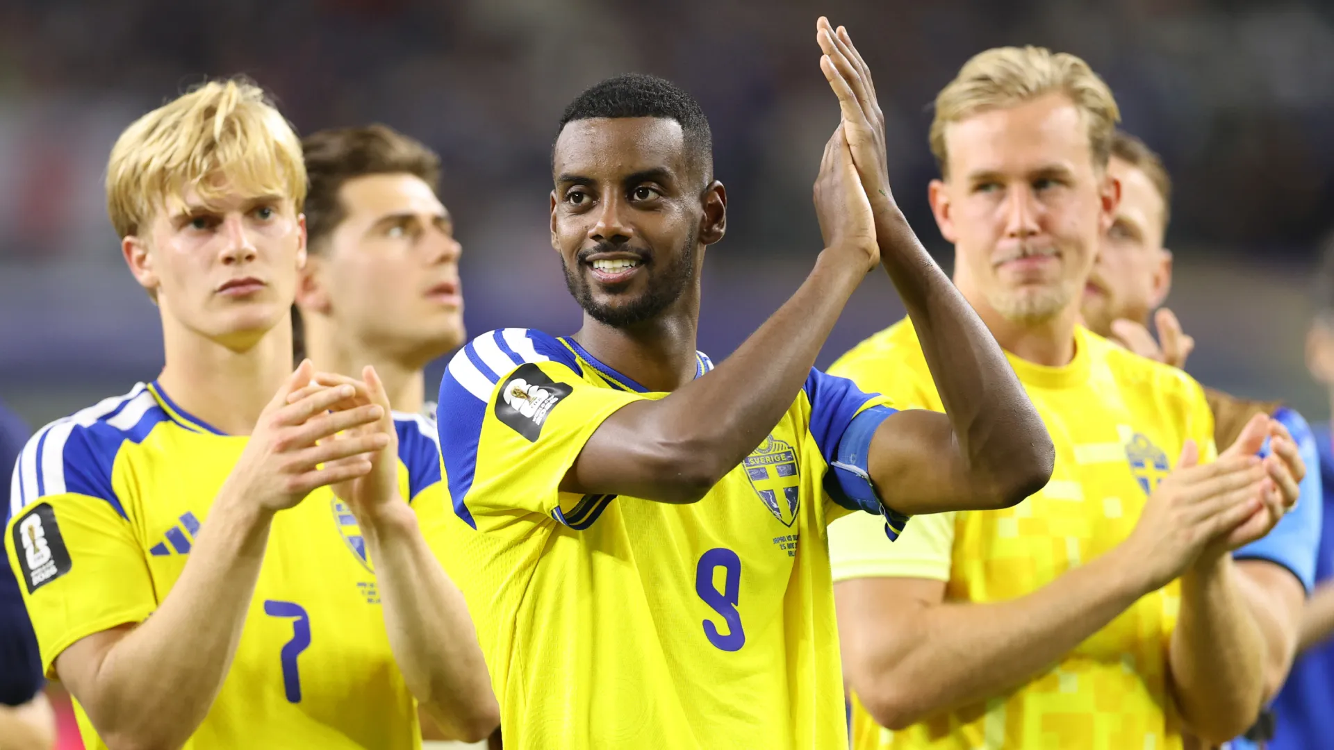 Alexander Isak #9 of Sweden acknowledges fans after a 1-1 draw vs Japan. (Getty Images)