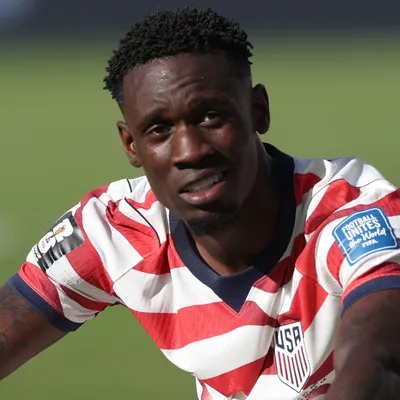 Why was Folarin Balogun sent off in the USMNT vs Bosnia and Herzegovina 2026 World Cup match?