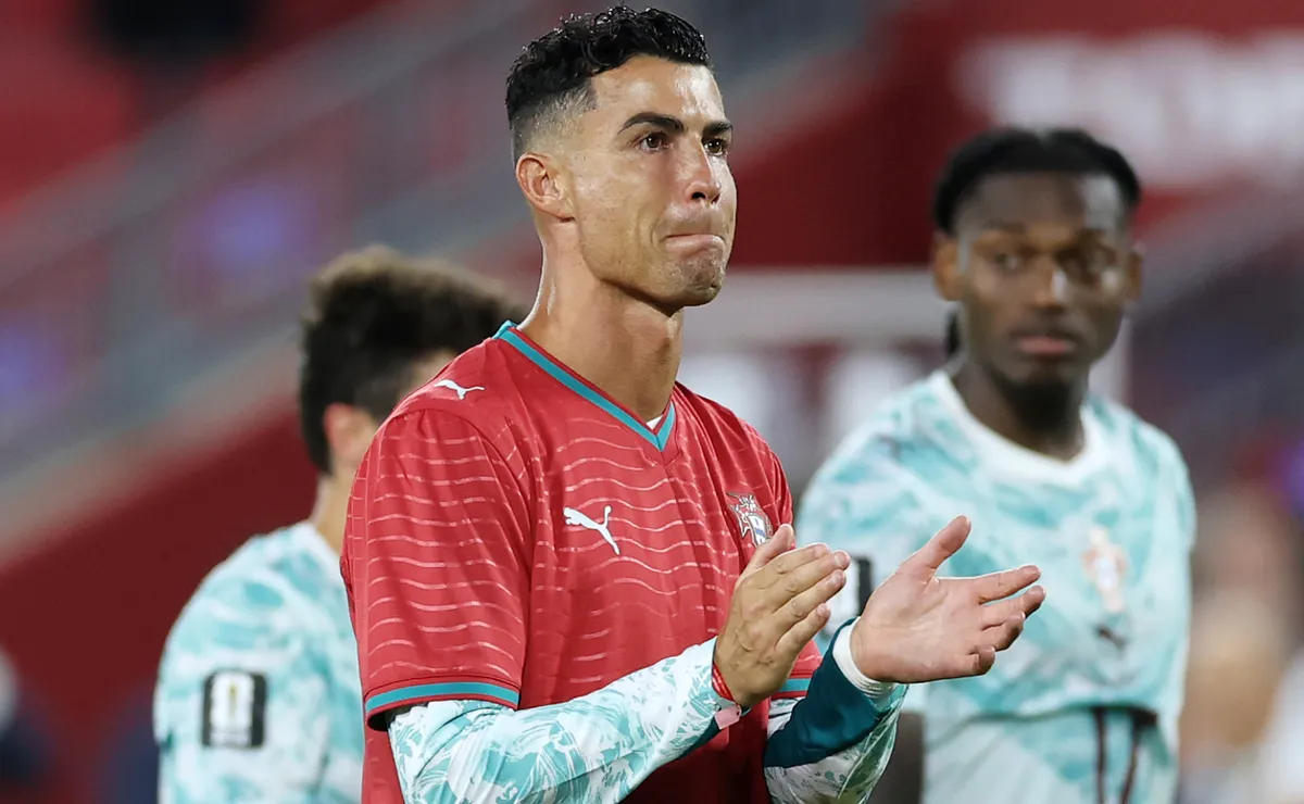 لماذا ارتدى كريستيانو رونالدو القميص رقم 21 لمنتخب البرتغال وشعر بالعاطفة بعد الفوز على كرواتيا؟ لماذا ارتدى كريستيانو رونالدو القميص رقم 21 لمنتخب البرتغال وشعر بالعاطفة بعد الفوز على كرواتيا؟
