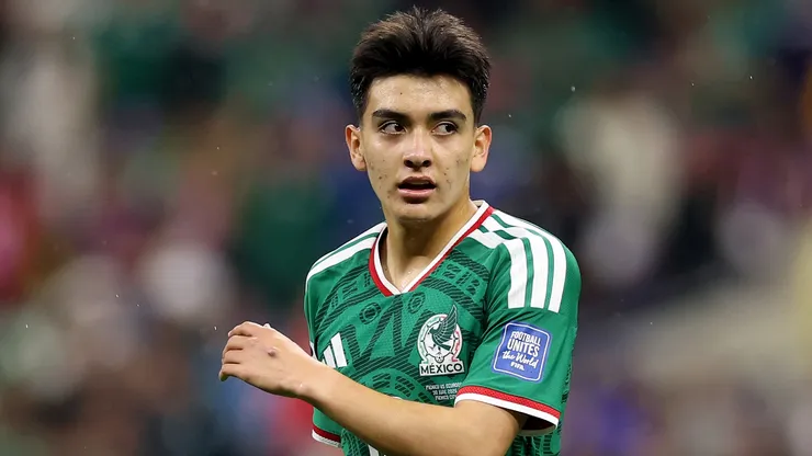 Gilberto Mora #19 of Mexico.