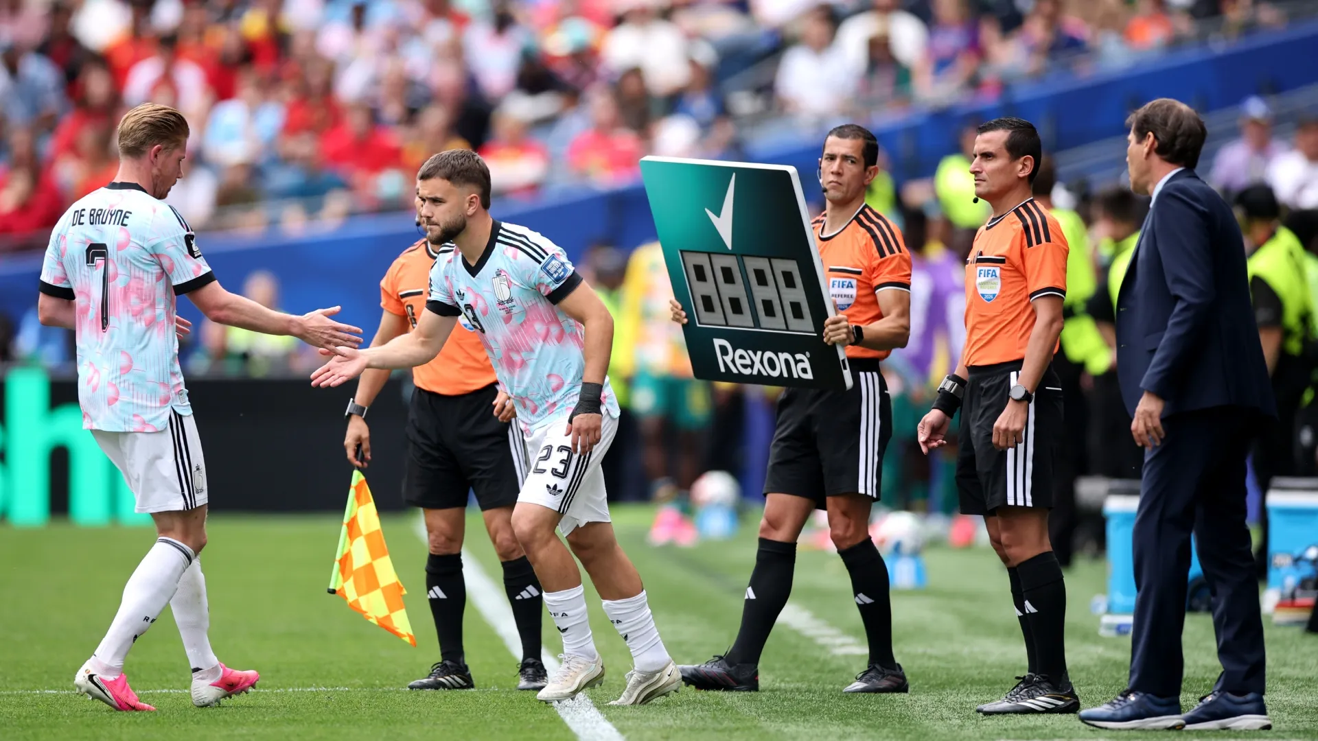 Kevin De Bruyne #7 of Belgium is substituted by Nicolas Raskin #23.