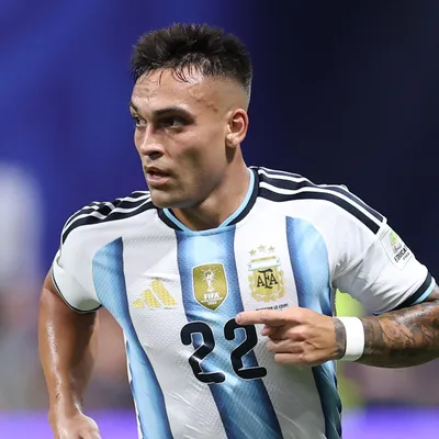 Why isn’t Lautaro Martinez starting for Argentina against Switzerland at the 2026 World Cup?
