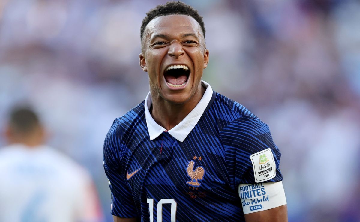 Kylian Mbappe shows confidence and asserts himself as frontrunner for 2026 Ballon d’Or
