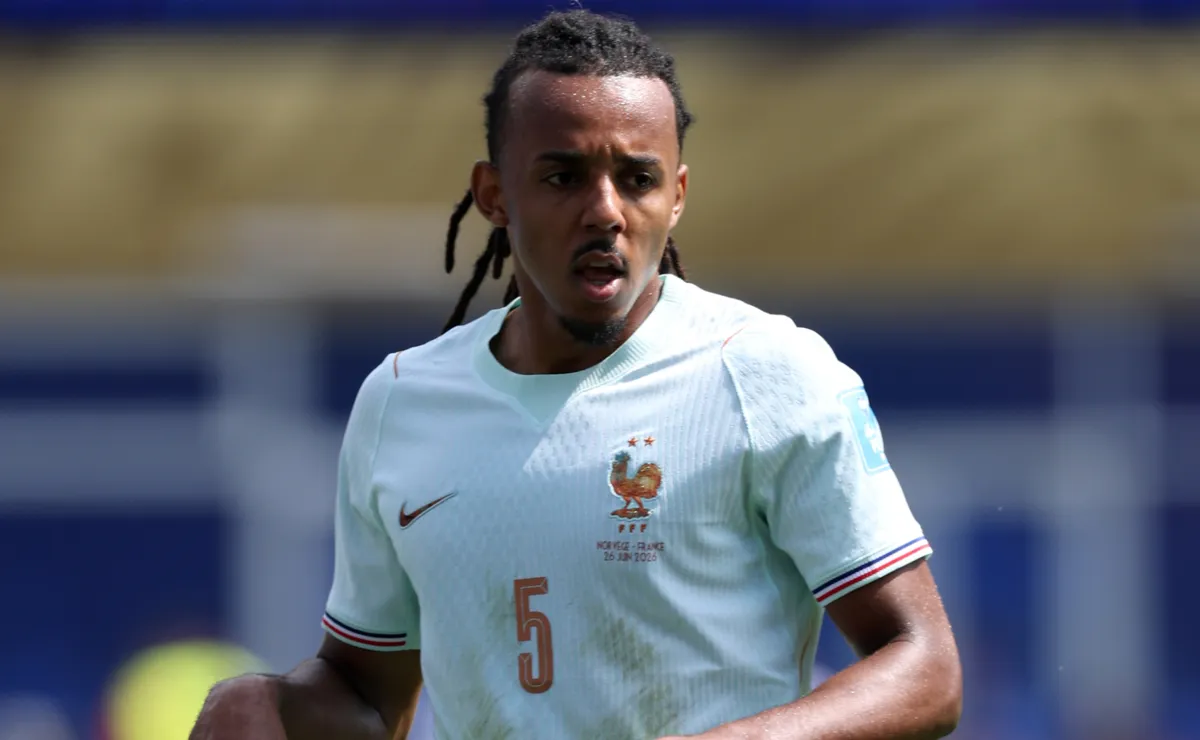 Why Isn t Jules Kounde Starting For France Against England At The 2026 