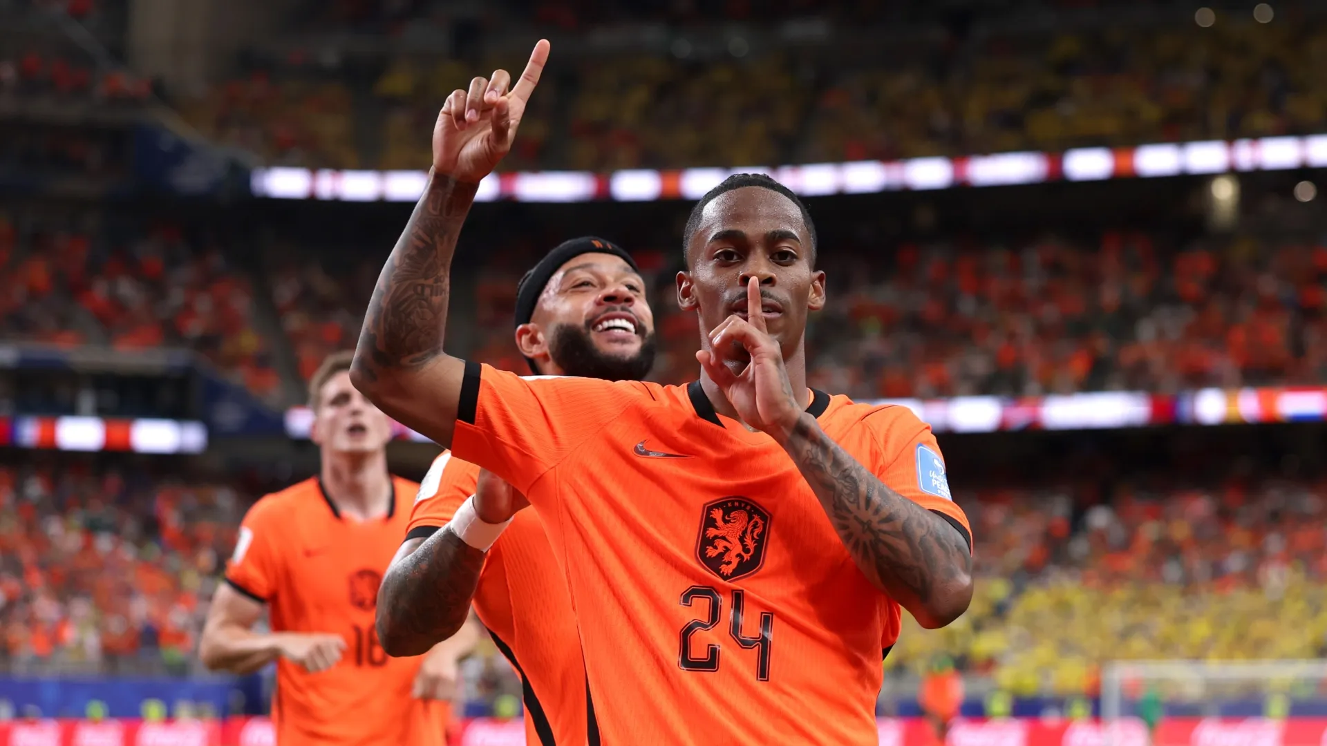 Crysencio Summerville #24 of the Netherlands celebrating.