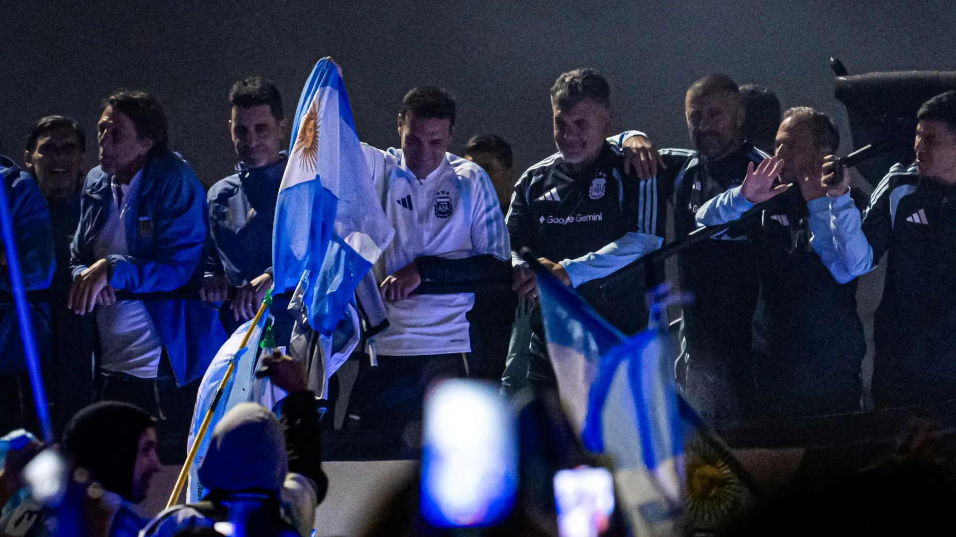 Head coach Lionel Scaloni, players and staff of Argentina greet fans as they arrive at Predio Lionel Messi.