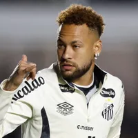 Neymar set to return to Santos’s next game after World Cup while attending poker tournament
