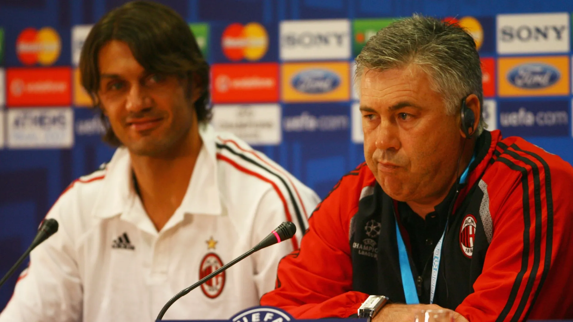 Carlo Ancelotti (R) and Paolo Maldini (L) as Milan manager and Milan captain back in 2007.
