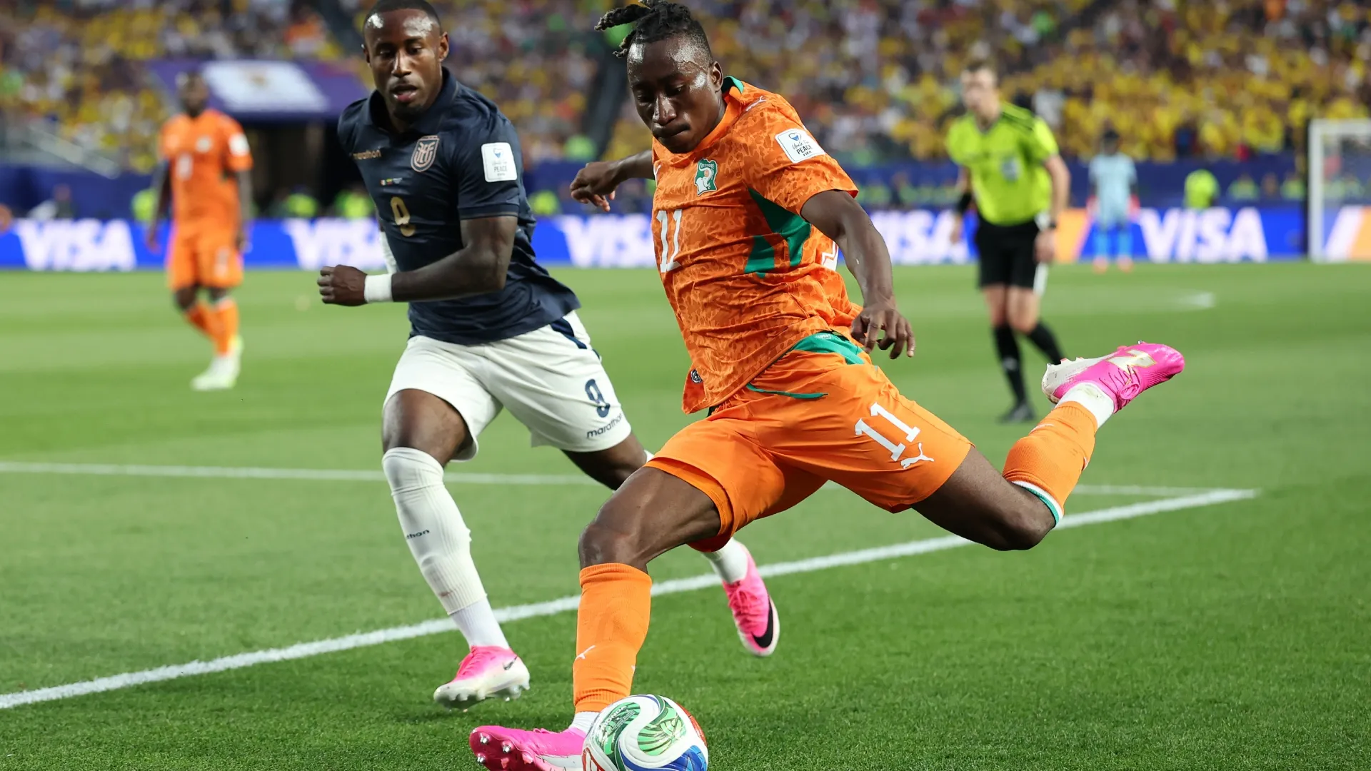 Yan Diomande #11 of Cote d'Ivoire during the FIFA World Cup 2026.