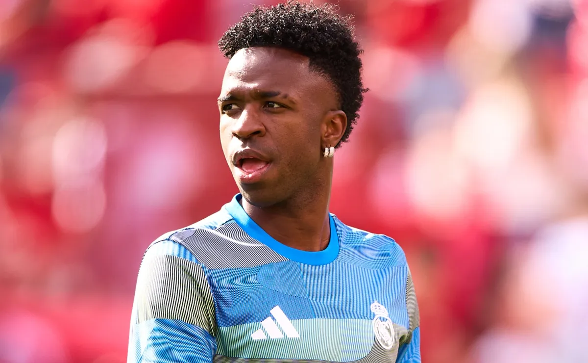 Report: Vinicius Jr. lowers his demands to Real Madrid as Arsenal plot record-breaking salary offer