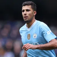Real Madrid ready to make a move for Rodri as Manchester City reportedly await bids from PSG and Barcelona