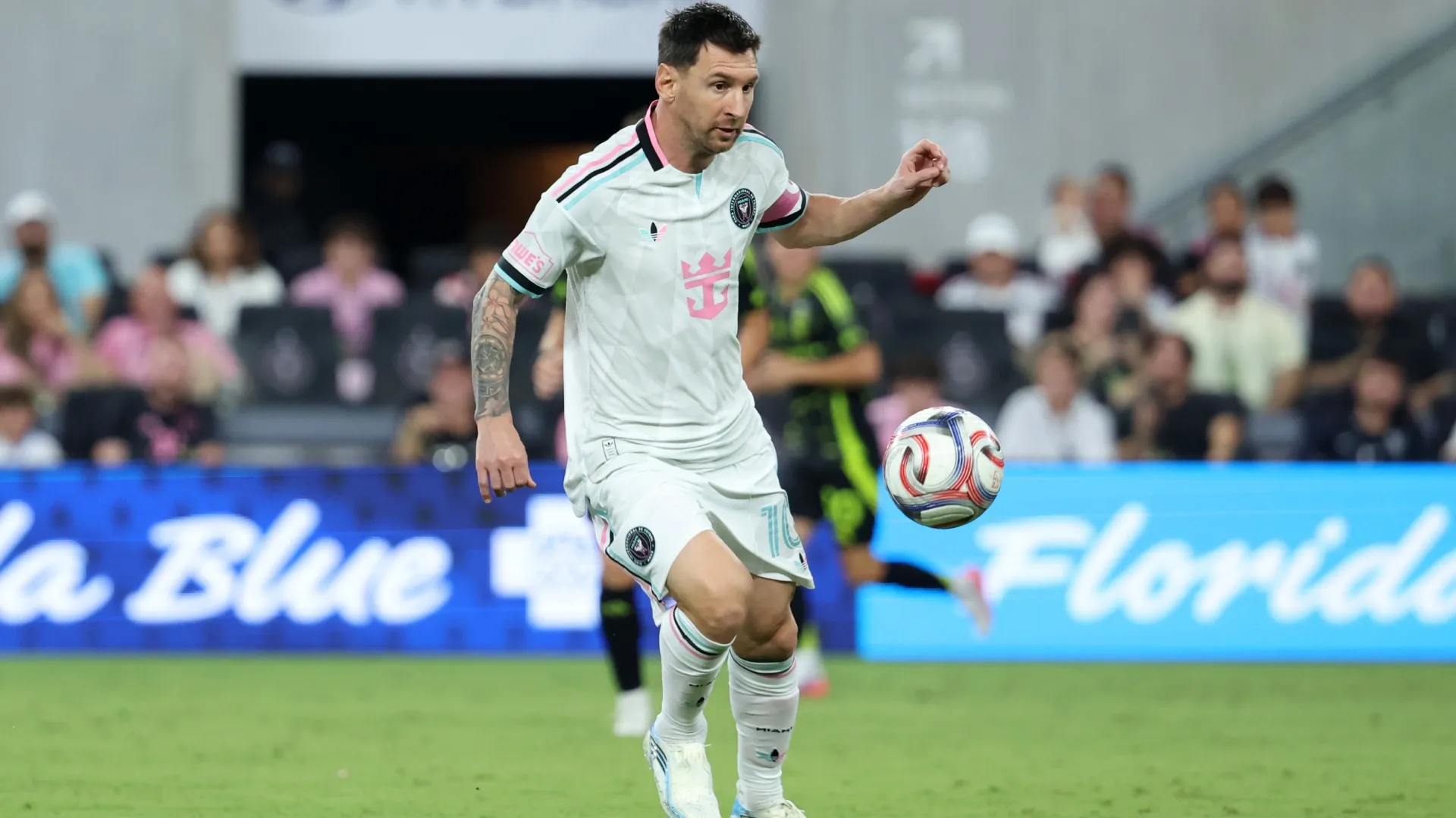 Lionel Messi #10 of Inter Miami CF controls the ball against the Columbus Crew.