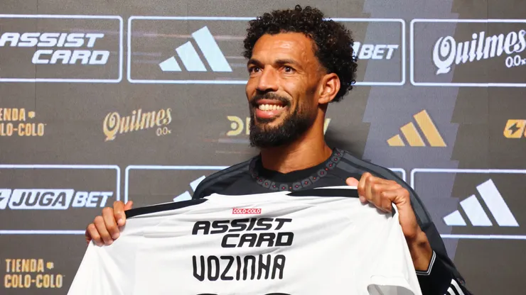 Cabo Verde's goalkeeper Vozinha poses with Colo-Colo jersey.