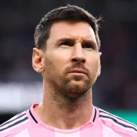 Why is the second half of the Leagues Cup match between Inter Miami and Atletico San Luis being delayed?