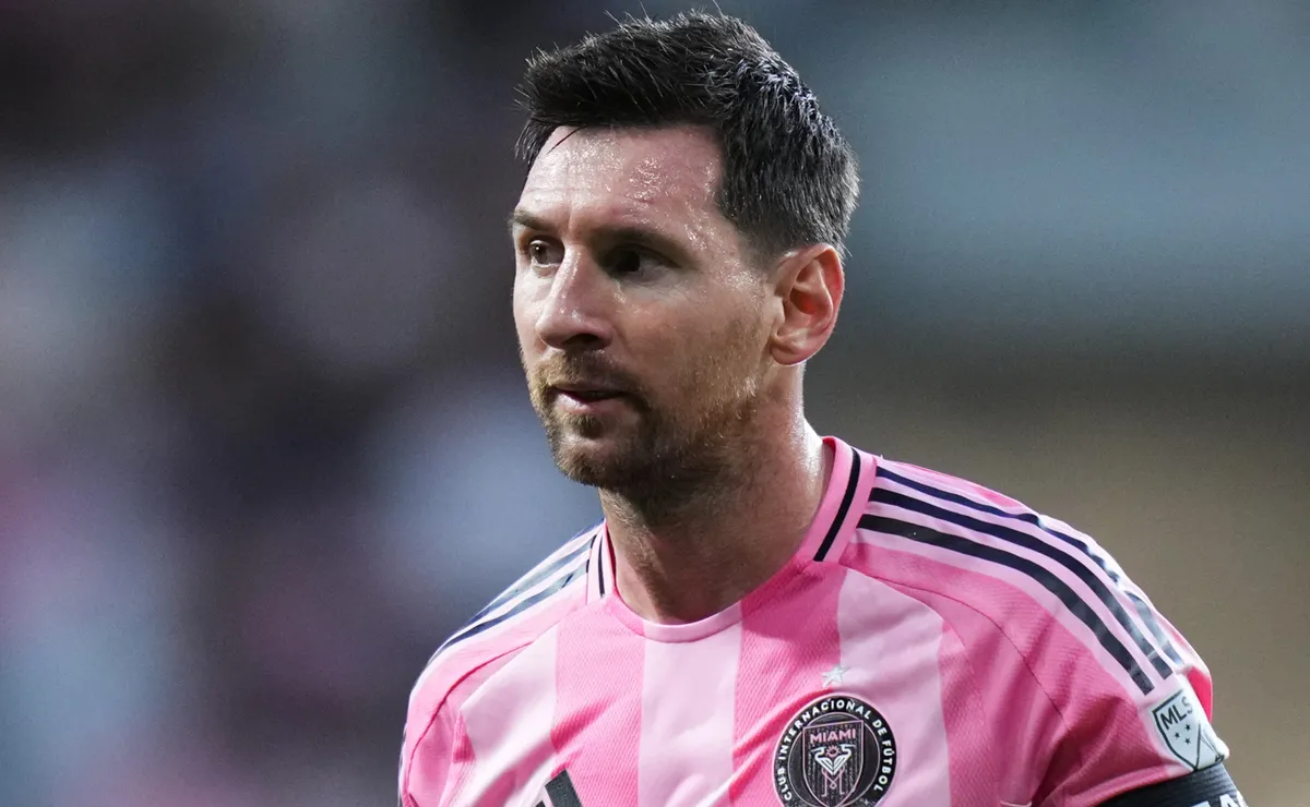 Almeyda Jokes About Messi's Form Ahead of Leagues Cup Clash