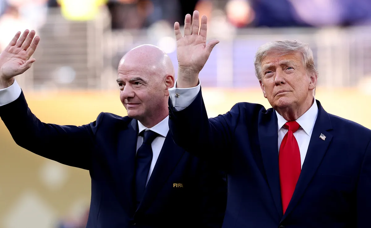 Donald Trump backs Gianni Infantino amid UEFA, AFC and CONCACAF revolt against FIFA president