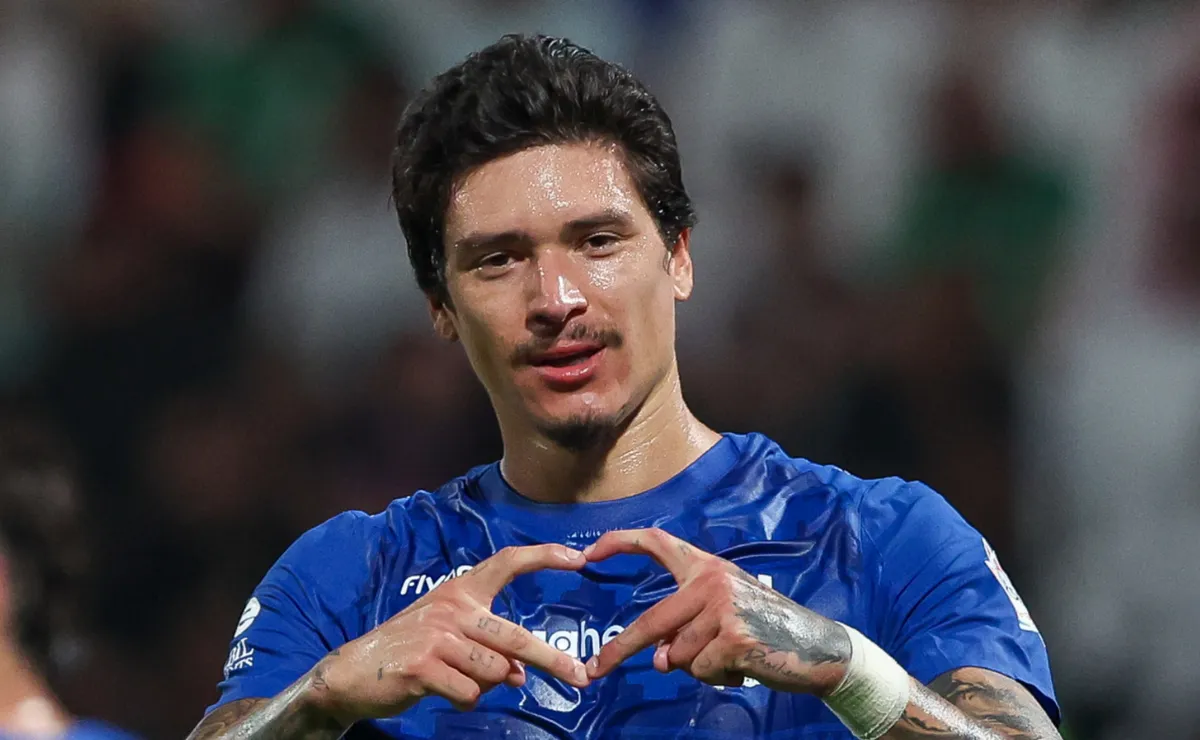 Al Hilal Loans Darwin Nunez to Al Diriyah as Karim Benzema Denies Transfer Rumors