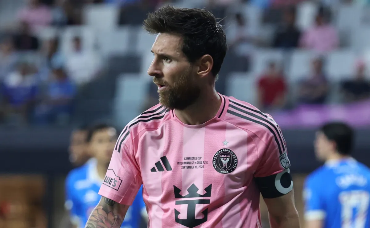 Lionel Messi snubs MLS commissioner Don Garber during Inter Miami’s Campeones Cup celebration