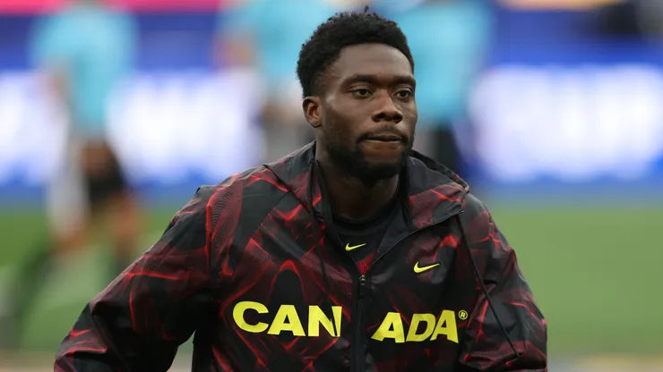 Alphonso Davies #19 of Canada before the FIFA World Cup