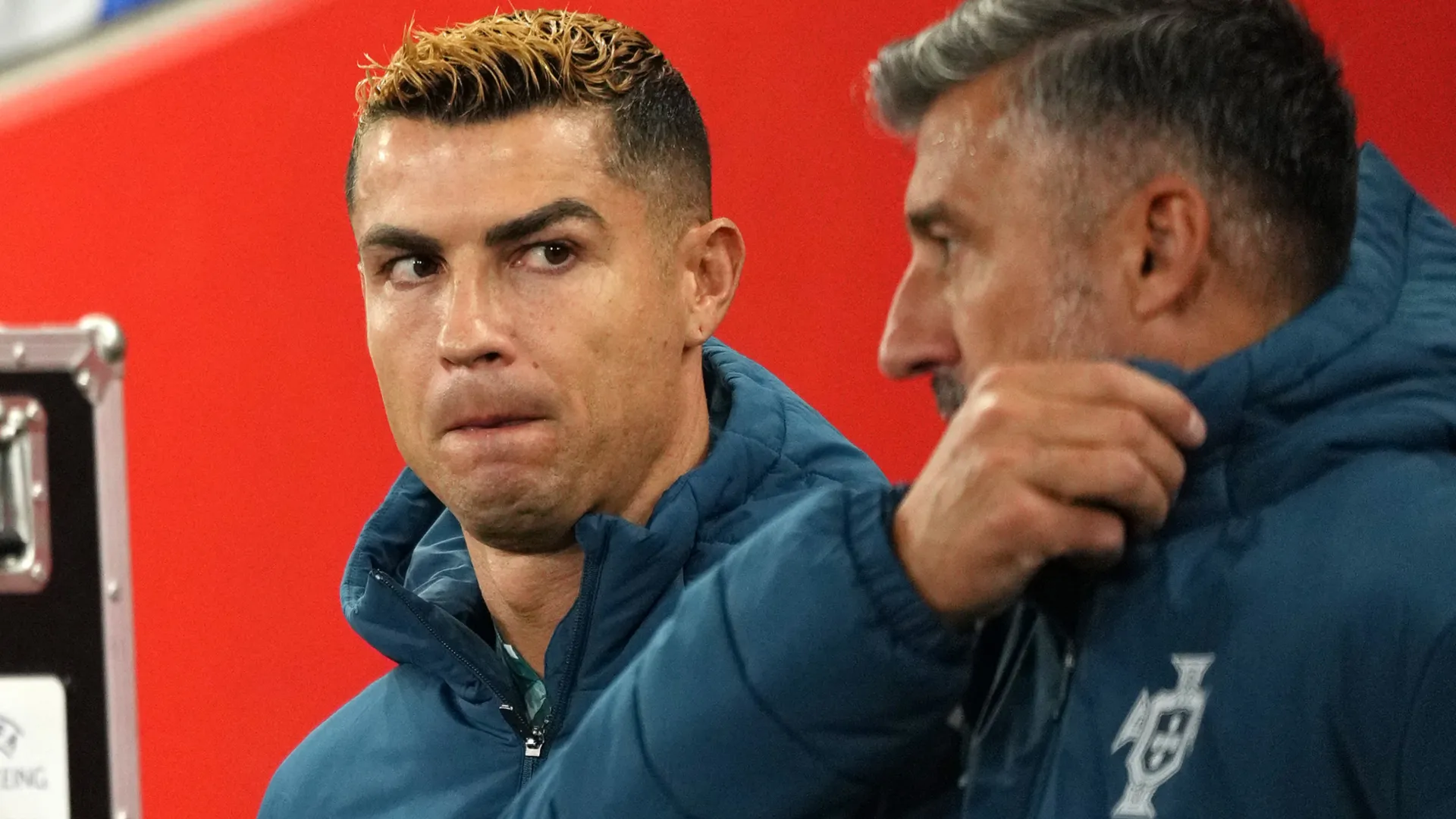 ronaldo portugal bench