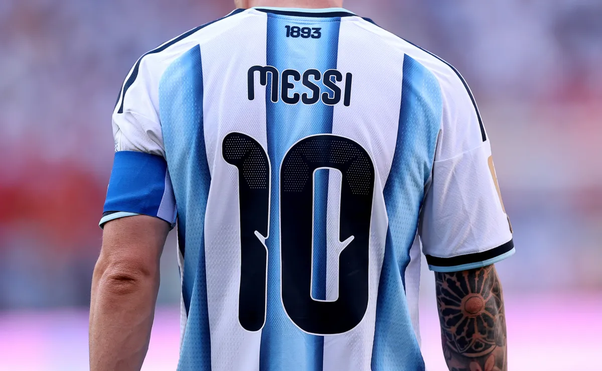 Lionel Messi’s international retirement: Who will inherit the iconic number 10 in Argentina?