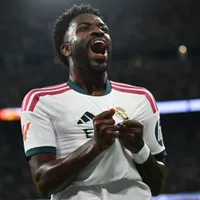 Video: Vinícius Jr. scores for Real Madrid, but VAR disallows goal and sends him off for pulling hair