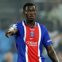 Why is Nuno Mendes not playing for PSG vs Barcelona in 2026-27 UEFA Champions League?