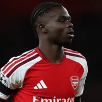 Why was Bukayo Saka subbed off by Arsenal vs Bayern Munich in the 2026-27 Champions League?