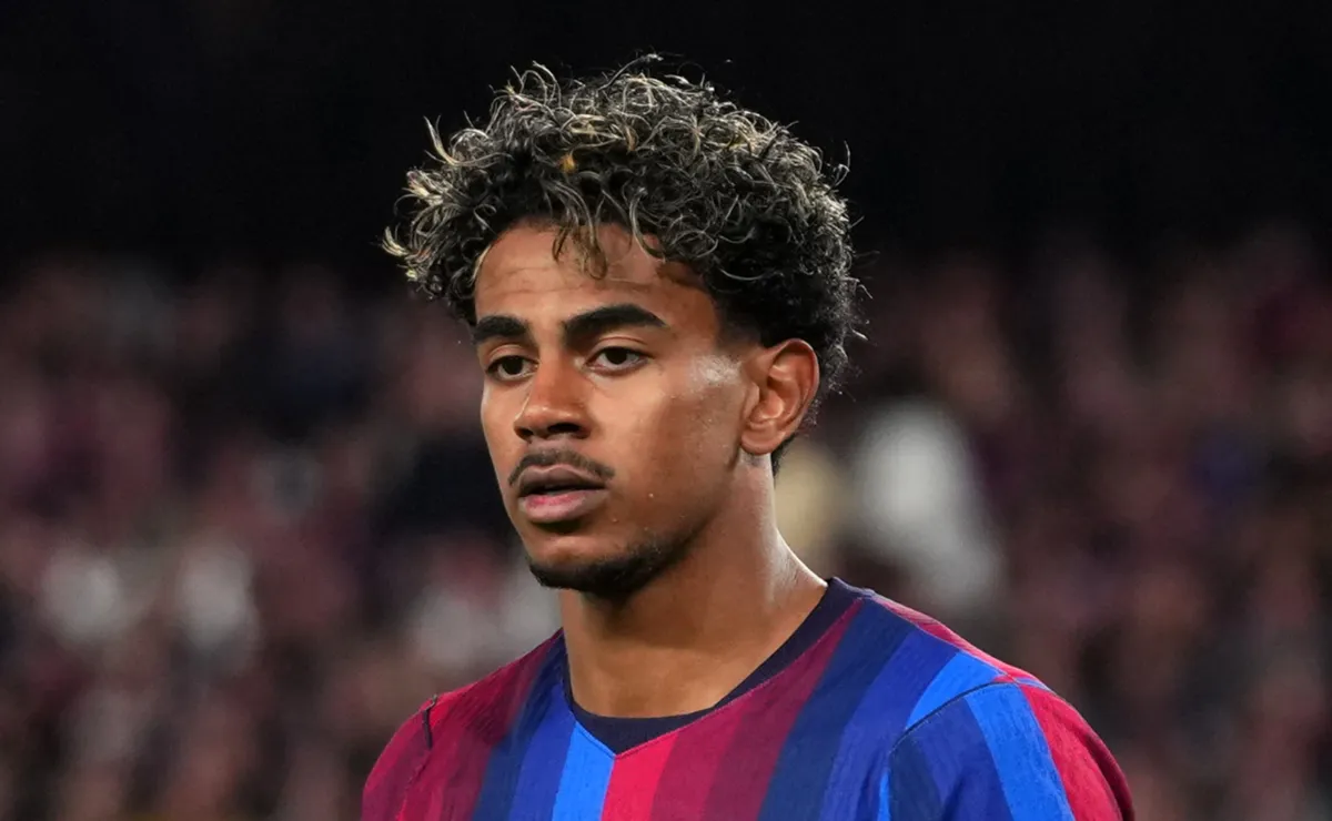 Lamine Yamal breaks silence with defiant career message after losing 2026 Ballon d'Or to Harry Kane