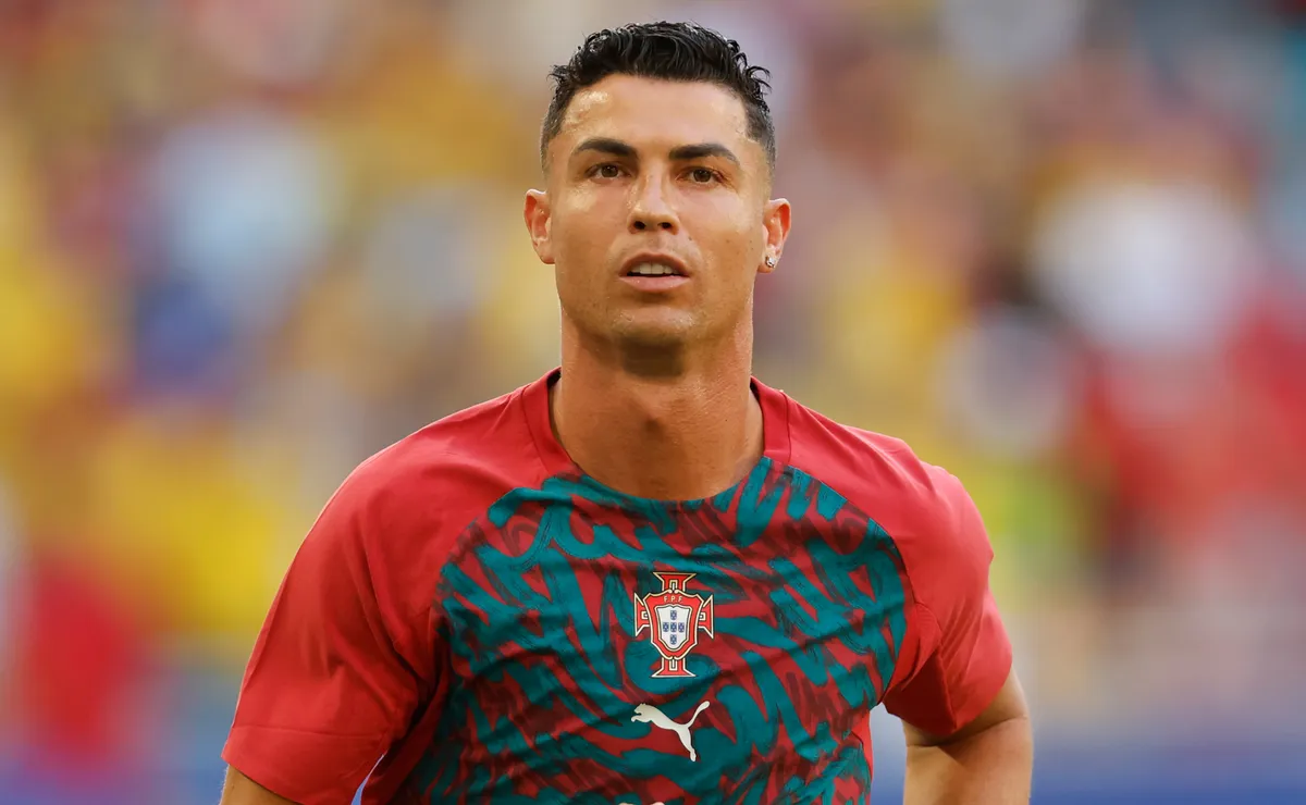 Portugal congratulates Cristiano Ronaldo for winning the ‘BOAT’ award amid his national team controversy