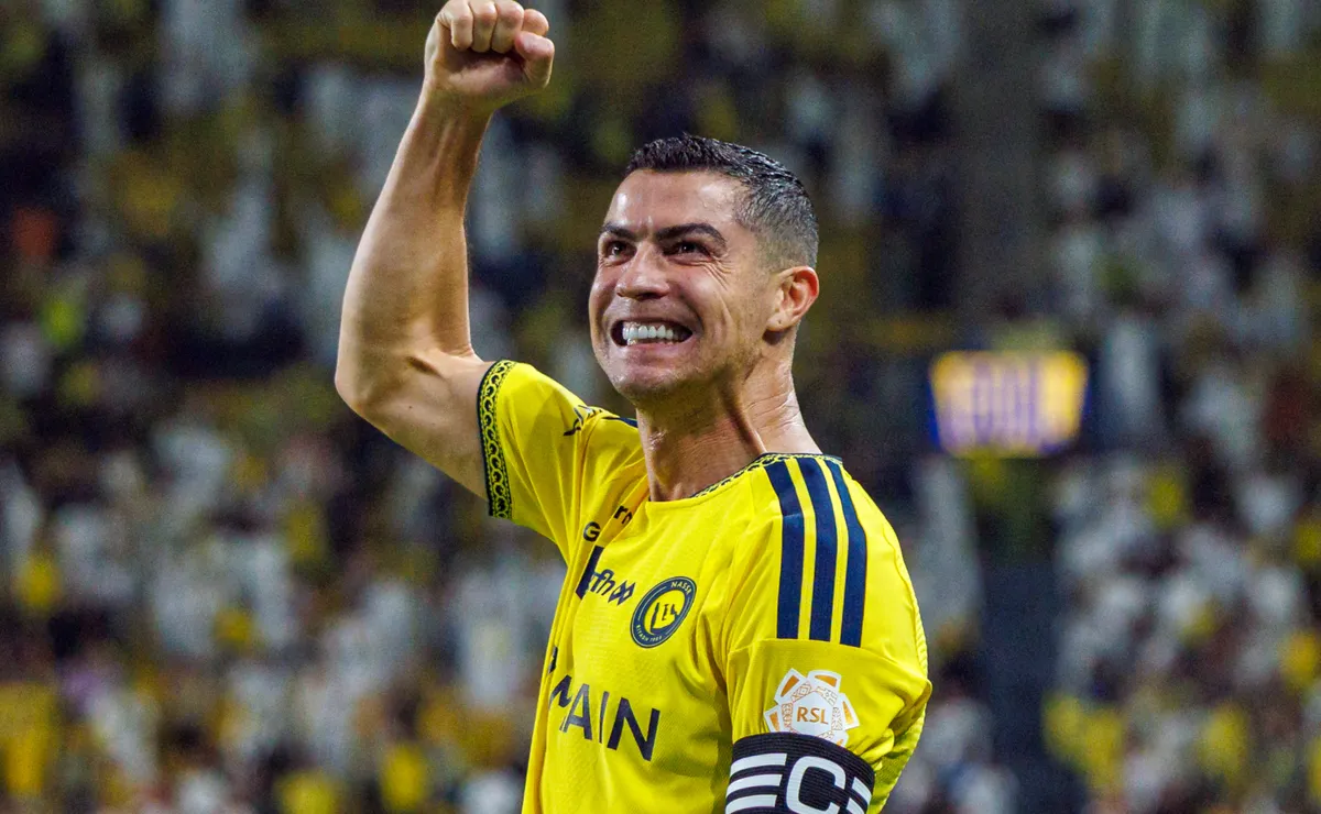 Cristiano Ronaldo Scores Hat-Trick in Al Nassr's Victory Over Al Kholood