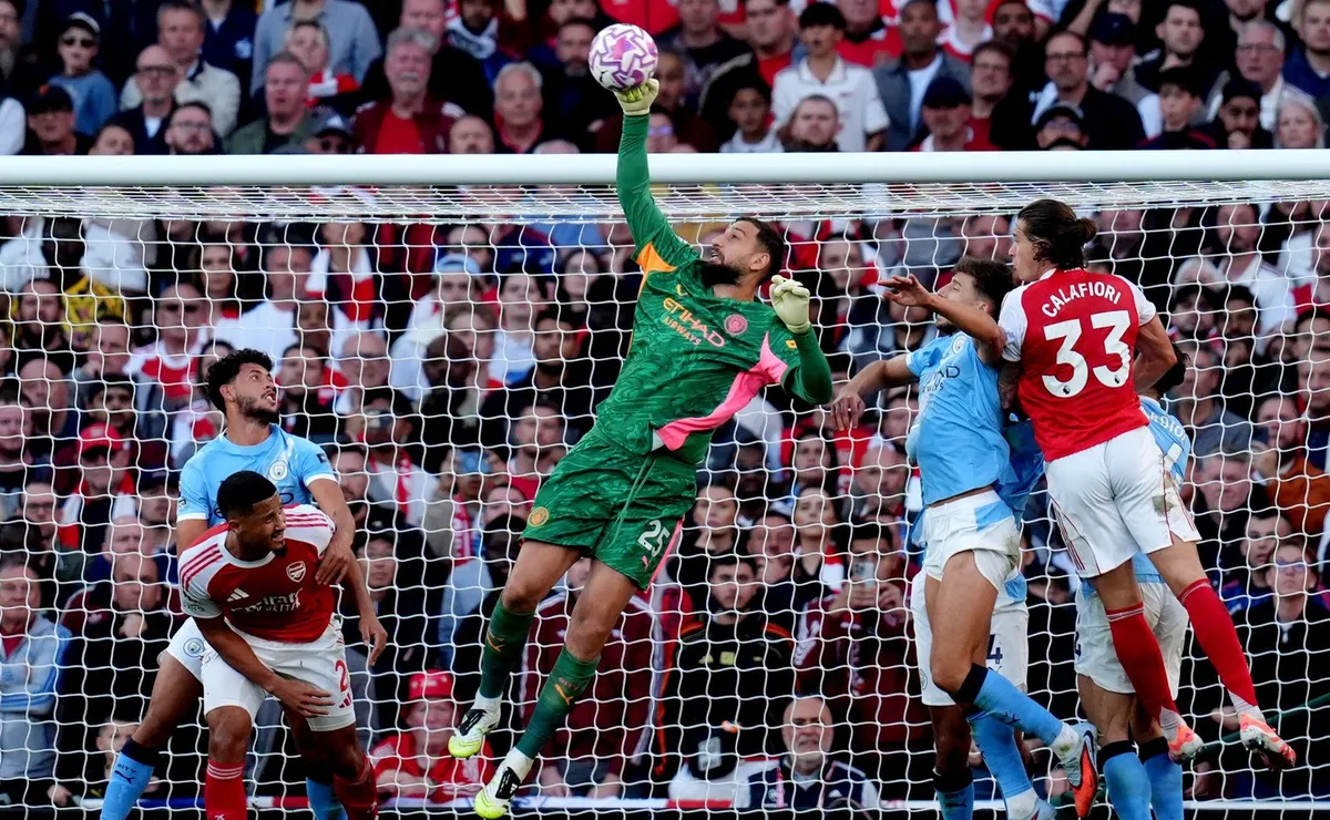 Manchester City vs Brighton: Projected lineups for the 2026-27 Premier League match